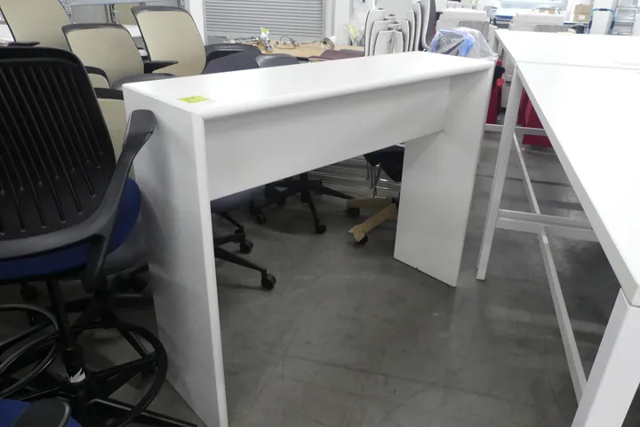 Brücken Stehtisch Maße in cm: 140 x 40 x 111